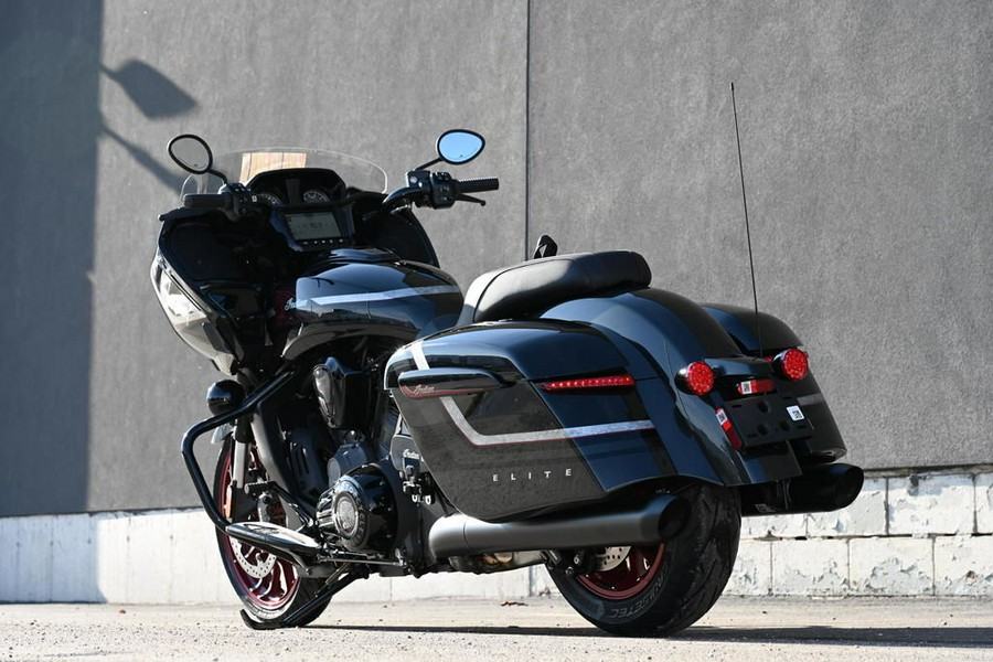 2024 Indian Motorcycle® Challenger® Elite Charcoal Candy/Black Candy