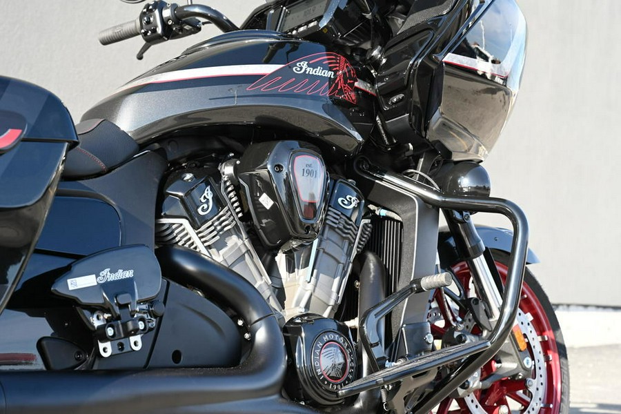 2024 Indian Motorcycle® Challenger® Elite Charcoal Candy/Black Candy