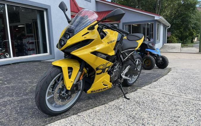 2024 Suzuki GSX-8R