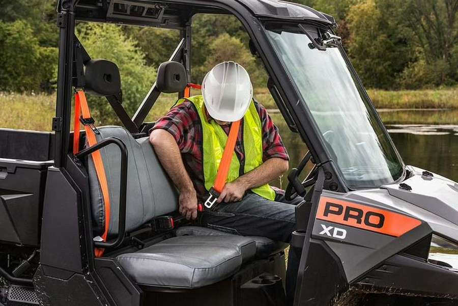 2026 Polaris® Commercial Pro XD Full-Size Diesel Crew