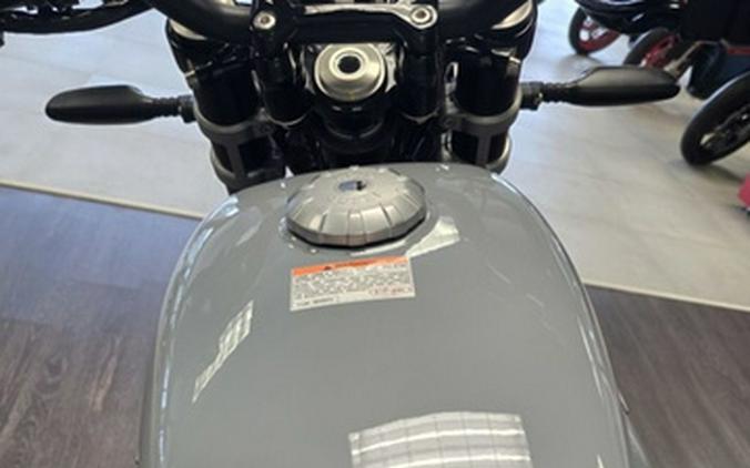 2026 Moto Guzzi V7 Sport