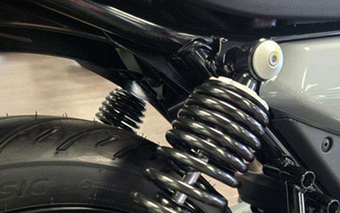 2026 Moto Guzzi V7 Sport