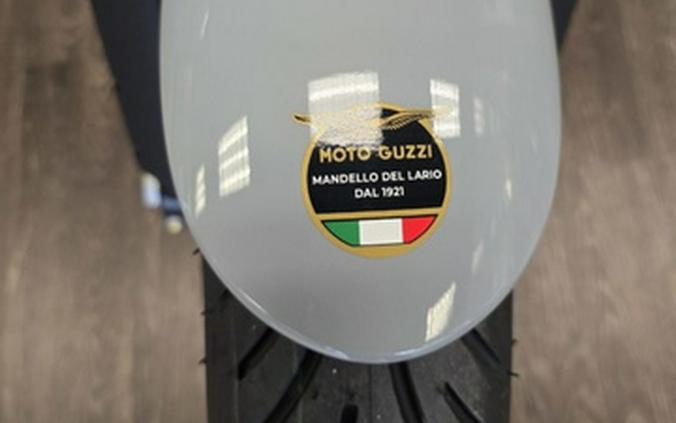 2026 Moto Guzzi V7 Sport