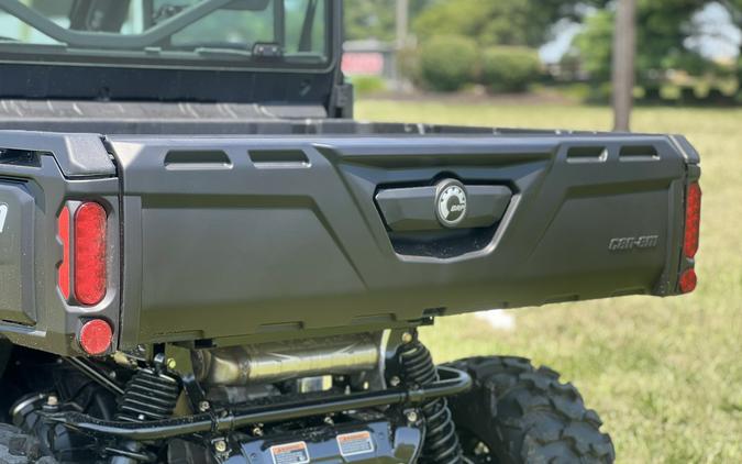 2026 Can-Am Defender DPS CAB