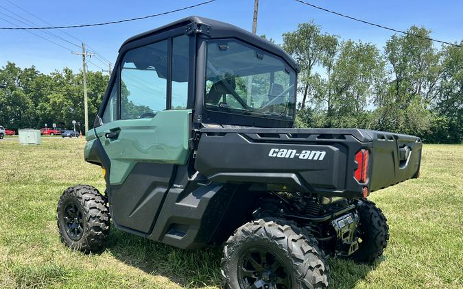 2026 Can-Am Defender DPS CAB