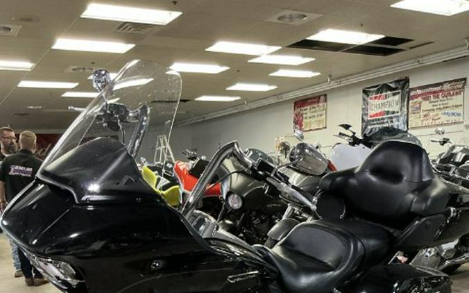 2017 Harley-Davidson Road Glide® Ultra