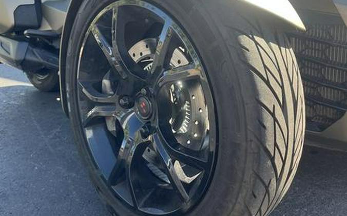 2020 Can-Am® Spyder® F3-T