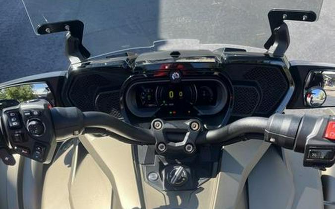 2020 Can-Am® Spyder® F3-T