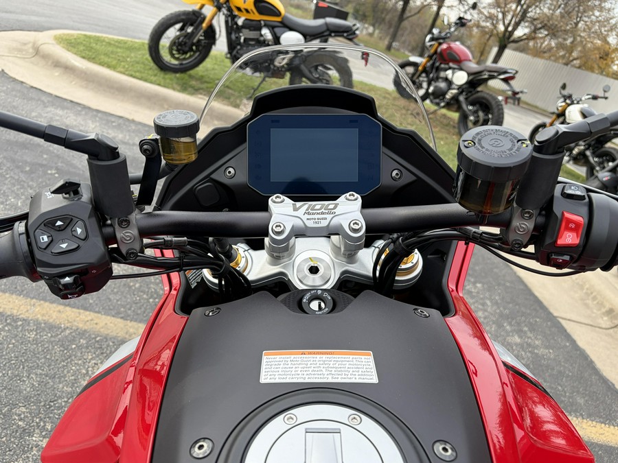 2027 Moto Guzzi V100 Mandello