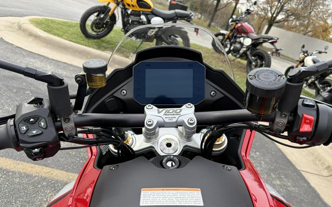 2027 Moto Guzzi V100 Mandello