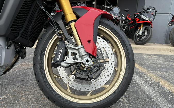 2027 Moto Guzzi V100 Mandello