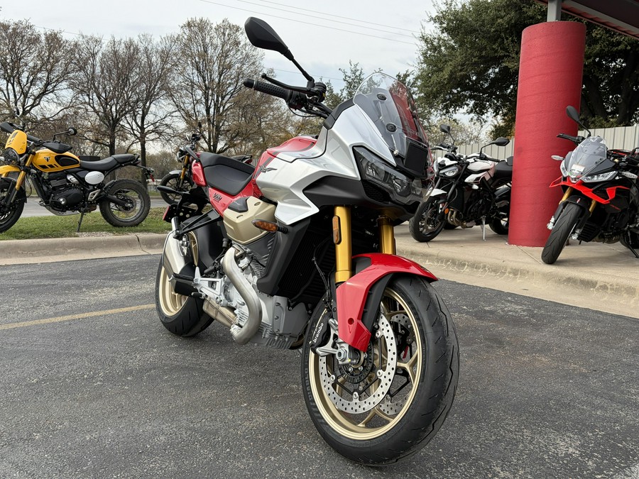 2027 Moto Guzzi V100 Mandello