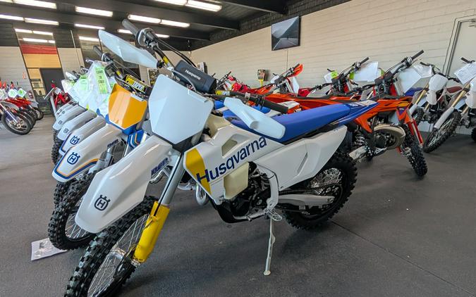 2027 Husqvarna FX 350 - 247874