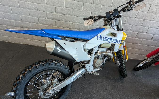 2027 Husqvarna FX 350 - 247874