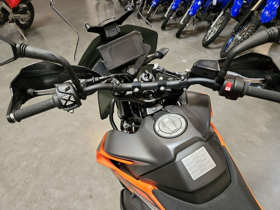 2022 KTM 890 Adventure