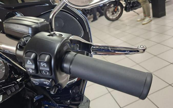 2023 Harley-Davidson® FLTRT - Road Glide® 3