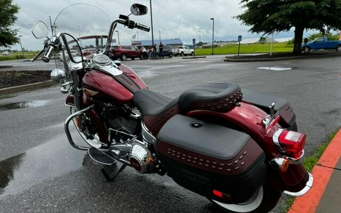 2023 Harley-Davidson Heritage Classic Anniversary Heirloom Red Fade