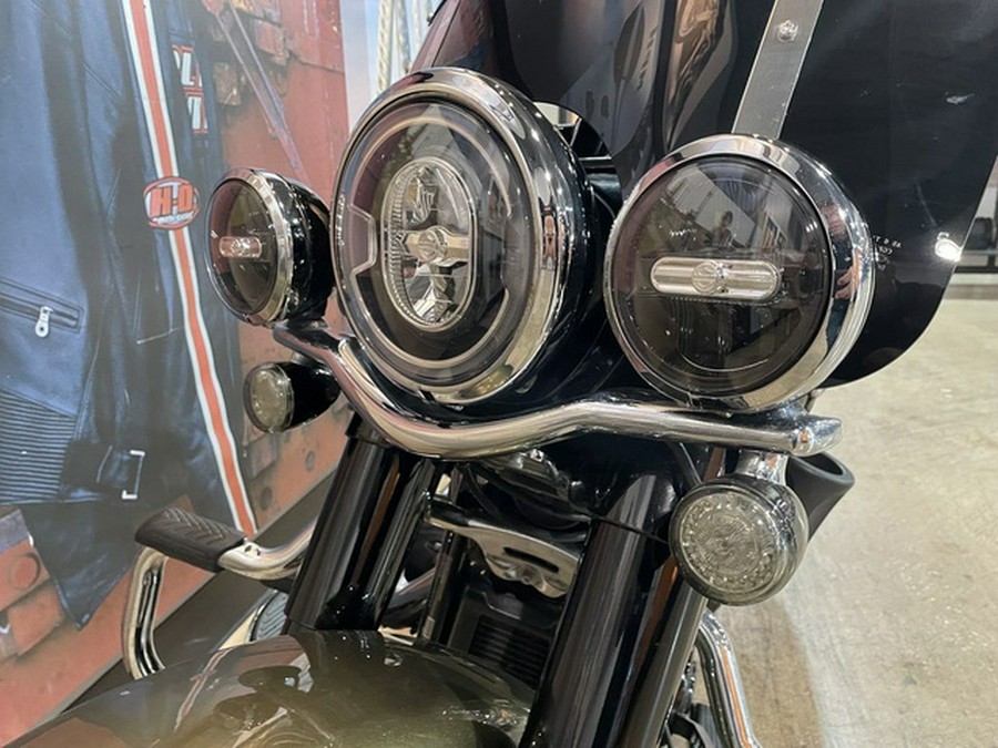 2018 Harley-Davidson FLHCS - Softail Heritage Classic 114