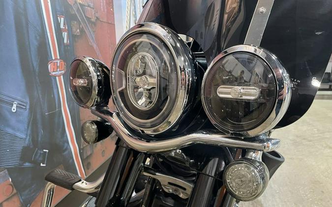 2018 Harley-Davidson FLHCS - Softail Heritage Classic 114