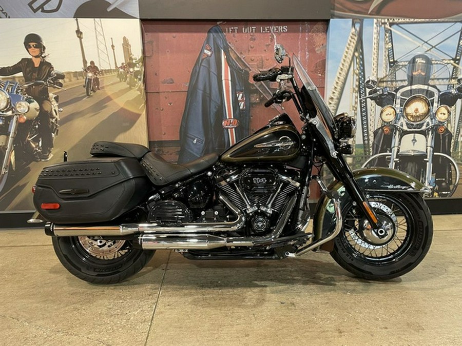 2018 Harley-Davidson FLHCS - Softail Heritage Classic 114