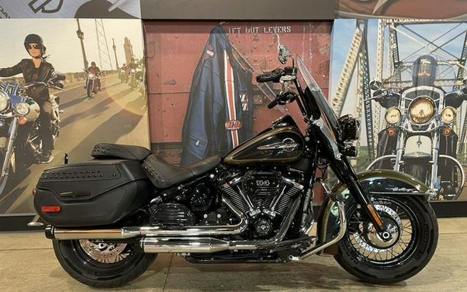 2018 Harley-Davidson FLHCS - Softail Heritage Classic 114