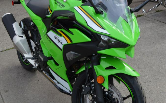 2025 Kawasaki Ninja 500 SE KRT Edition ABS