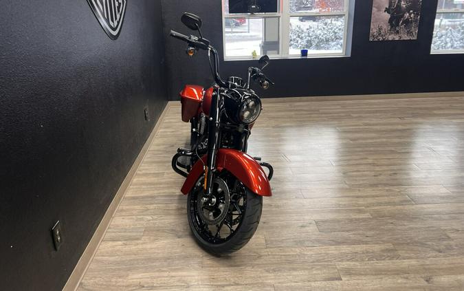 2025 Harley-Davidson® Road King® Special