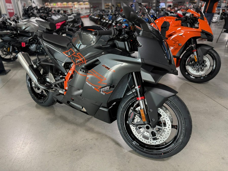 2026 KTM RC 990 R