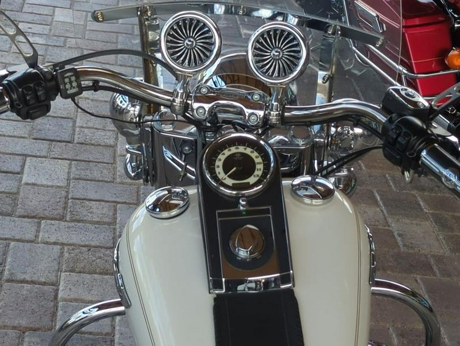 2014 Harley-Davidson® FLSTN103