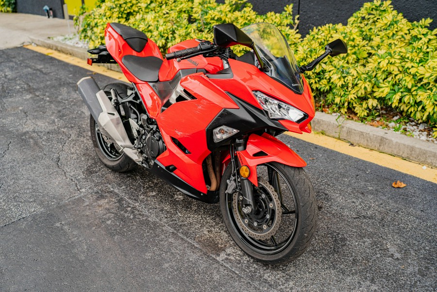 2021 Kawasaki Ninja 400 ABS