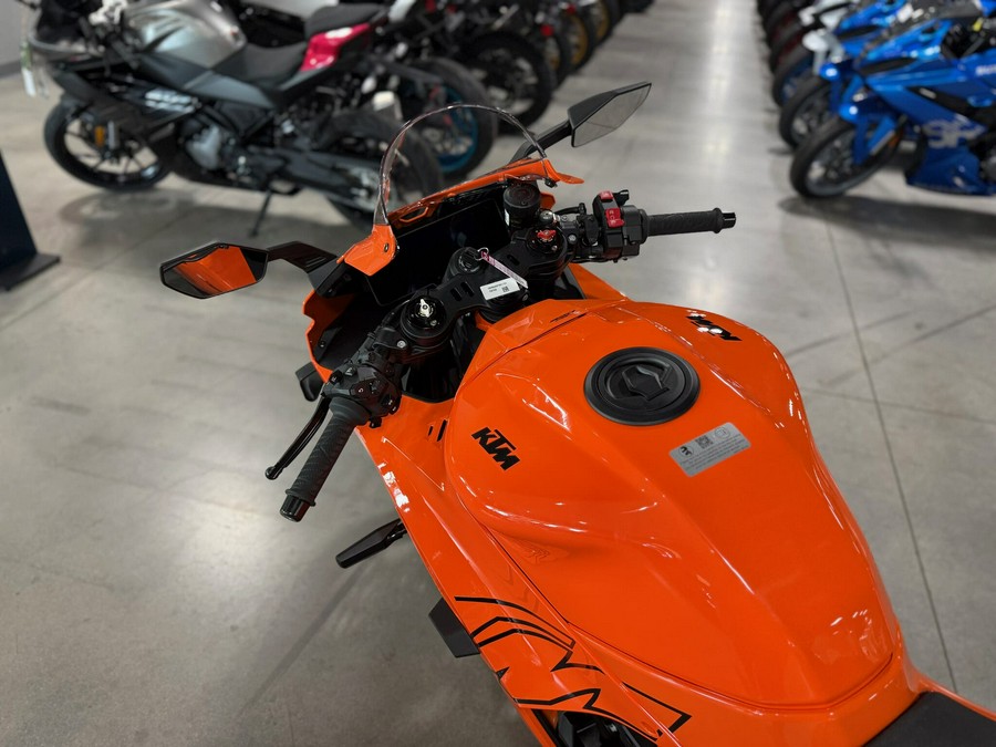 2026 KTM RC 990 R