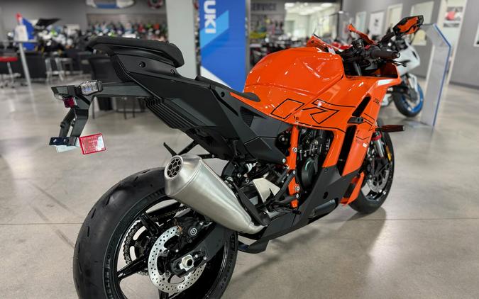 2026 KTM RC 990 R