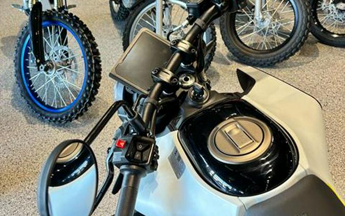 2024 Husqvarna Vitpilen 401