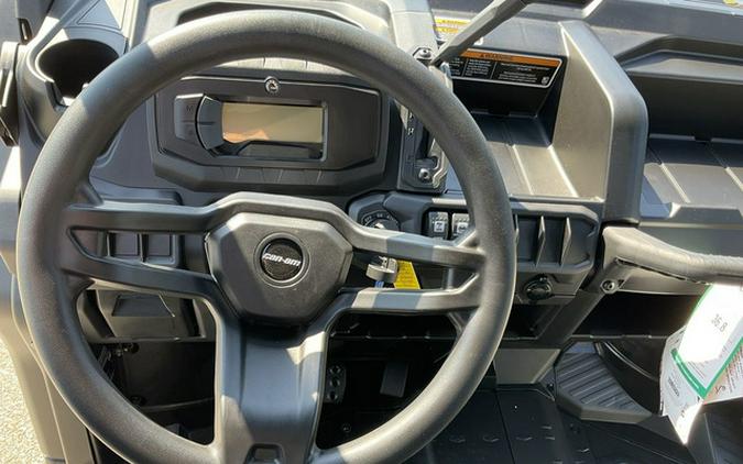 2026 Can-Am Defender MAX DPS HD9 Stealth Black