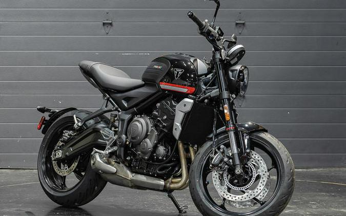 2023 Triumph Trident 660 Sapphire Black