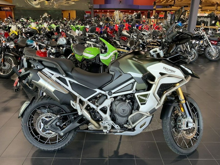 2023 Triumph Tiger 1200 Rally Explorer Matte Khaki Green