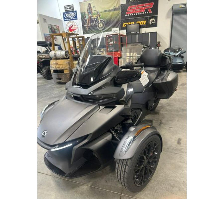 2025 Can-Am® Spyder RT Limited Dark Wheels