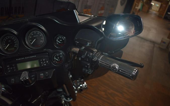 FLHTC 2013 Electra Glide® Classic