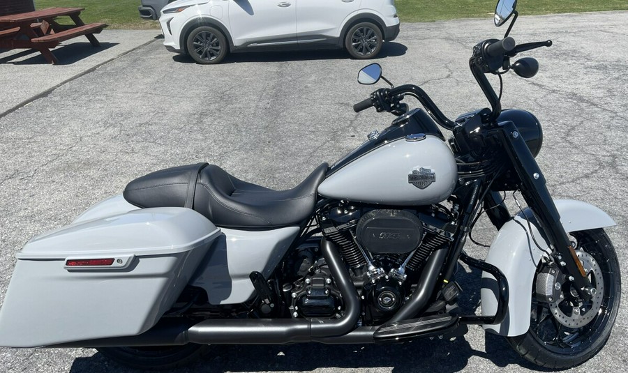 2024 Harley-Davidson Road King Special Billiard Gray