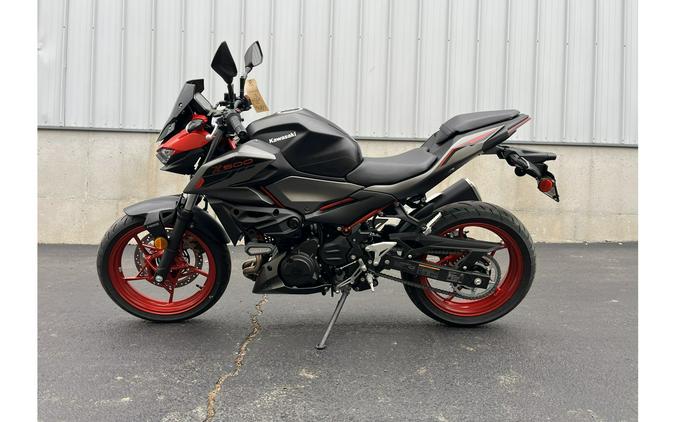 2025 Kawasaki Z500 SE ABS