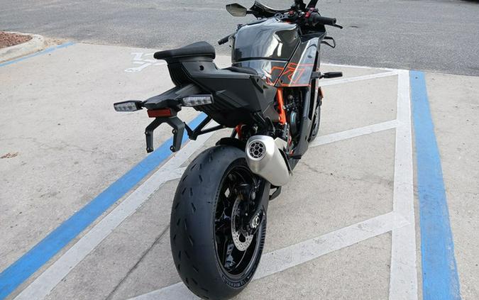 2026 KTM RC 990 R