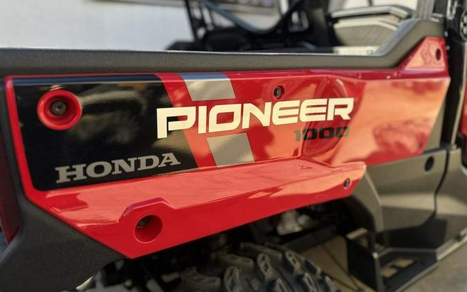 2024 Honda® PIONEER 1000-6 DLX CRE