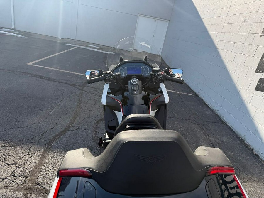 2024 Honda GoldWing Tour Automatic DCT