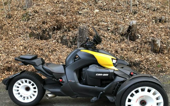 2023 Can-Am Ryker Rally 900 ACE™ Yellow Shock