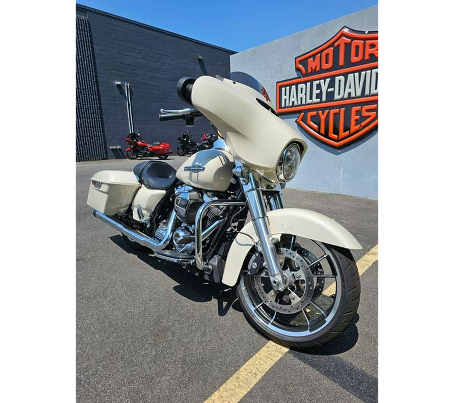 2022 Harley-Davidson Street Glide®