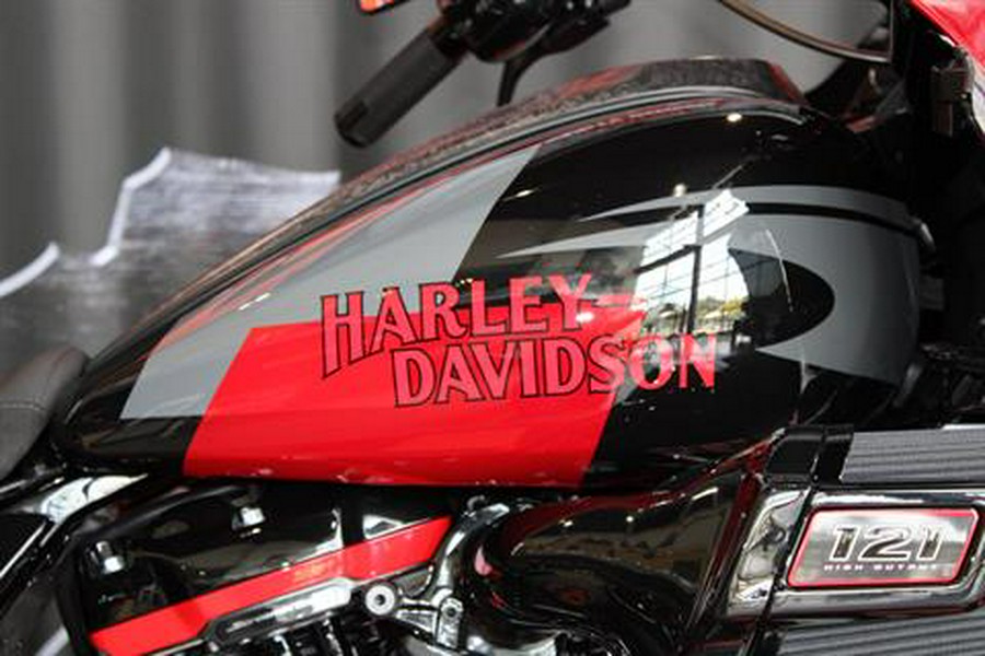 2025 Harley-Davidson CVO™ Road Glide® ST