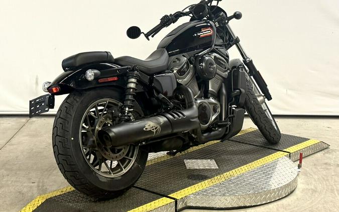 2023 Nightster™ Special RH975S