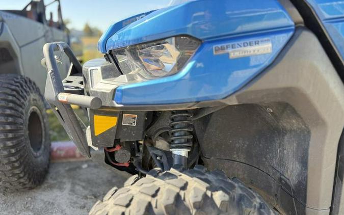 2023 Can-Am® Defender 6x6 Limited HD10
