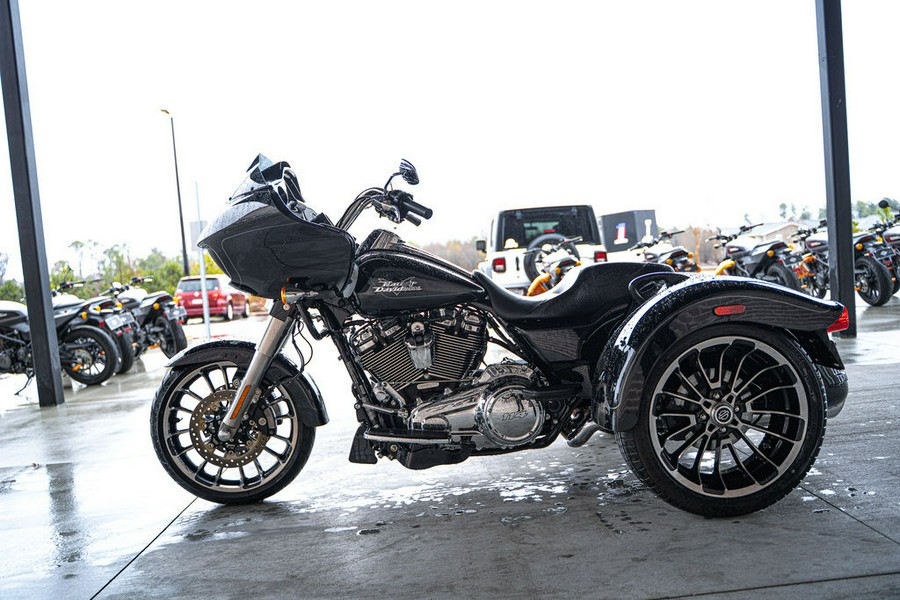 2025 Harley-Davidson® FLTRT - Road Glide® 3