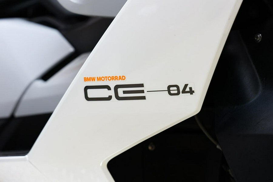 2022 BMW CE 04